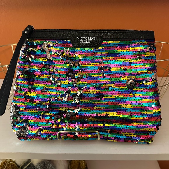 VICTORIA’s SECRET Bundle Set (NWOT) - Picture 6 of 10